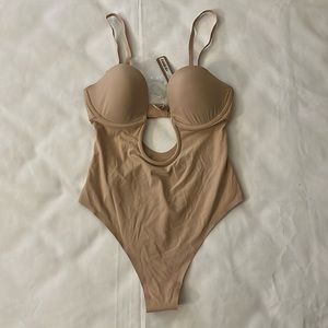 SKIMS DEEP PLUNGE SHAPEWEAR BODYSUIT